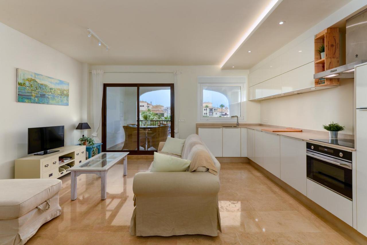 Duquesa Port Retreat Appartement Manilva Buitenkant foto