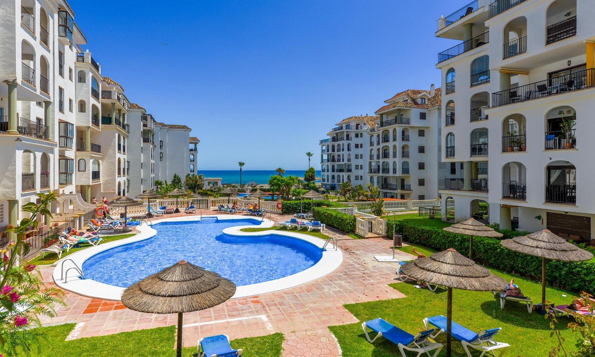 Duquesa Port Retreat Appartement Manilva Buitenkant foto